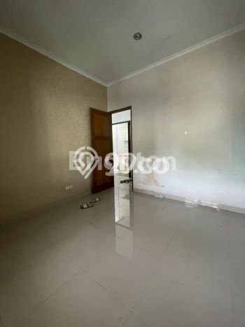 LOKASI PREMIUM! Rumah area Cinere, 2 KM, Lingkungan Strategis, LT 113m² LB 120m² LOKASI PREMIUM! Rumah area Cinere, 2 KM, Lingkungan Strategis, LT 113m² LB 120m²