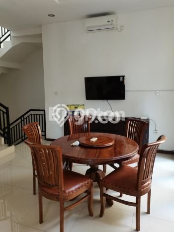 Rumah Sewa Denpasar LT 160m2 LB 280m2 Kawasan Renon Rumah Sewa Denpasar LT 160m2 LB 280m2 Kawasan Renon