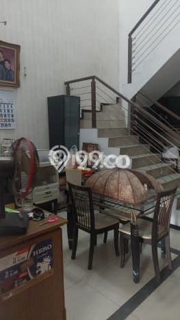 Rumah Modern Minimalis 4 KT Bisa Langsung Pindah di Wiyung Rumah Modern Minimalis 4 KT Bisa Langsung Pindah di Wiyung