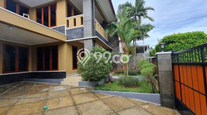 SPECIAL LISTING! Rumah area Pejaten, 3 KM, Dekat Pusat Kota, Luas 300m² LB 400m² SPECIAL LISTING! Rumah area Pejaten, 3 KM, Dekat Pusat Kota, Luas 300m² LB 400m²