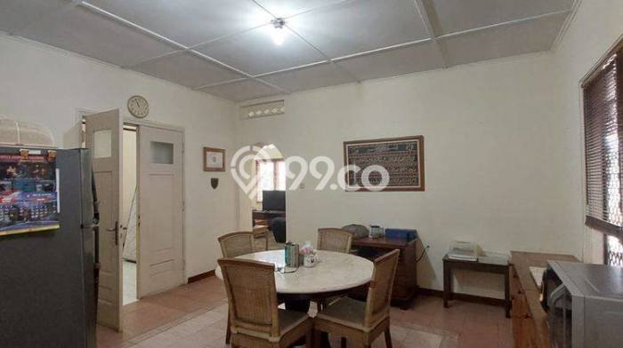 Siap Huni Rumah Mewah 0 Kamar di Menteng Dekat ke Mana Saja Siap Huni Rumah Mewah 0 Kamar di Menteng Dekat ke Mana Saja