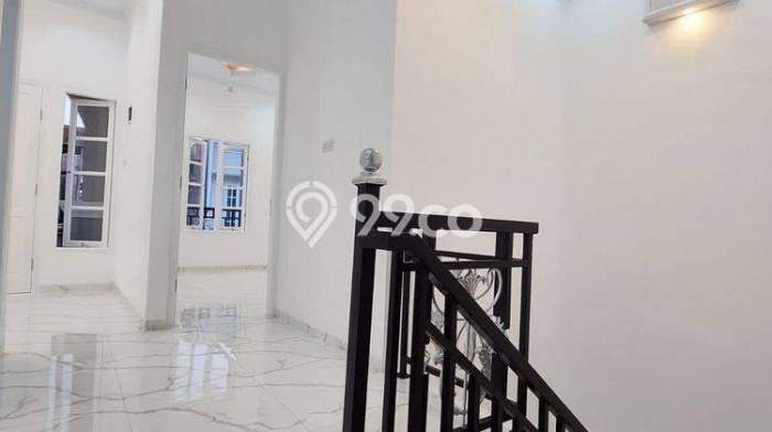 Bisa KPR! Rumah Jagakarsa, Jakarta Selatan, Luas 77m² Bangunan 130m² Bisa KPR! Rumah Jagakarsa, Jakarta Selatan, Luas 77m² Bangunan 130m²