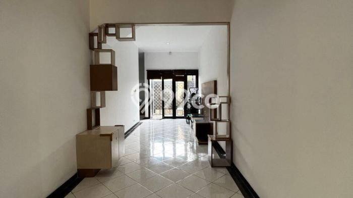 For Sale Rumah Mewah Exclusive di Cilandak, Jakarta Selatan For Sale Rumah Mewah Exclusive di Cilandak, Jakarta Selatan
