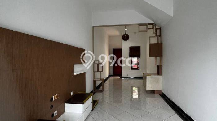 For Sale Rumah Mewah Exclusive di Cilandak, Jakarta Selatan For Sale Rumah Mewah Exclusive di Cilandak, Jakarta Selatan