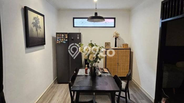 LOKASI PREMIUM! Rumah Berkembang di Cipete, Luas 80m² Bangunan 140m² LOKASI PREMIUM! Rumah Berkembang di Cipete, Luas 80m² Bangunan 140m²