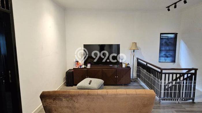 LOKASI PREMIUM! Rumah Berkembang di Cipete, Luas 80m² Bangunan 140m² LOKASI PREMIUM! Rumah Berkembang di Cipete, Luas 80m² Bangunan 140m²