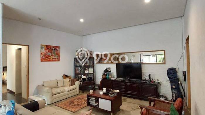 Rumah Nyaman bagi Keluarga di Cipete - LT 233m² Rumah Nyaman bagi Keluarga di Cipete - LT 233m²