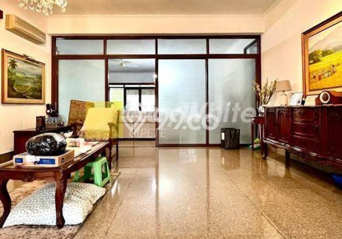 Rumah Strategis Cipete, Jakarta Selatan, Luas 704m² LB 350m² Rumah Strategis Cipete, Jakarta Selatan, Luas 704m² LB 350m²