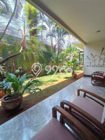 Rumah Luxury Modern Siap Huni di Bintaro Jakarta Selatan Rumah Luxury Modern Siap Huni di Bintaro Jakarta Selatan