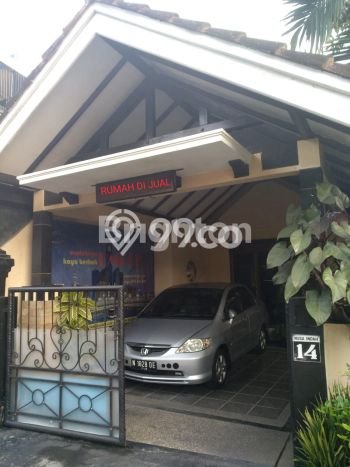 HARGA SPECIAL! Rumah Nyaman di Lowokwaru, Malang, Luas 232m2m² Bangunan 360m2m² BISA KPR! HARGA SPECIAL! Rumah Nyaman di Lowokwaru, Malang, Luas 232m2m² Bangunan 360m2m² BISA KPR!