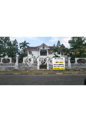Dijual Hunian Mewah dengan Fasilitas Sekitar Komplit di Blimbing, Malang Dijual Hunian Mewah dengan Fasilitas Sekitar Komplit di Blimbing, Malang
