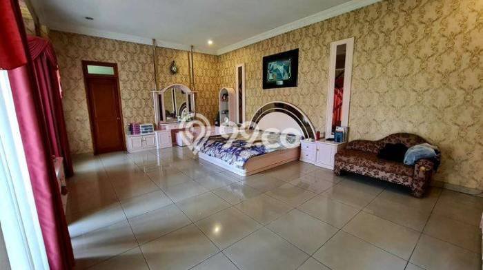 Jual Rumah Mewah Megah Dengan View Cantik di Soekarno Hatta, Bandung Jual Rumah Mewah Megah Dengan View Cantik di Soekarno Hatta, Bandung