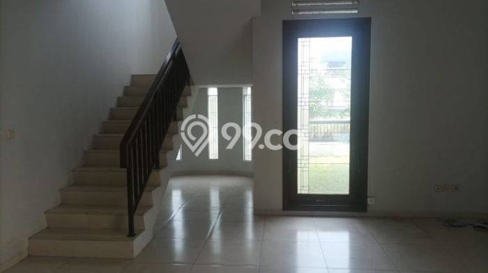 Jarang Ada! Rumah Sewa 5 Kamar Bagus Siap Huni Kota Baru Parahyangan Jarang Ada! Rumah Sewa 5 Kamar Bagus Siap Huni Kota Baru Parahyangan