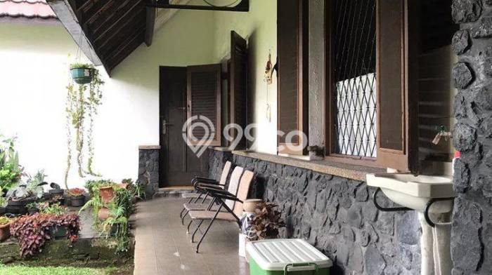Siap Huni Hunian Elit 5 Kamar di Coblong Dekat ke Mana Saja Siap Huni Hunian Elit 5 Kamar di Coblong Dekat ke Mana Saja