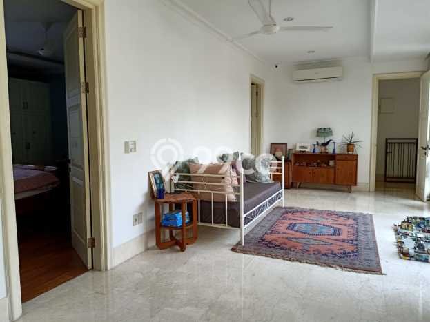 Dijual Rumah Luas Megah Dengan View Eksklusif di Ampera, Jakarta Selatan Dijual Rumah Luas Megah Dengan View Eksklusif di Ampera, Jakarta Selatan