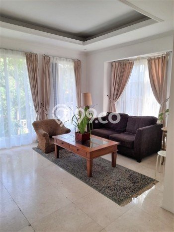 Hunian Mewah Siap Huni LT 167m2 di Cilandak, Jakarta Selatan Hunian Mewah Siap Huni LT 167m2 di Cilandak, Jakarta Selatan