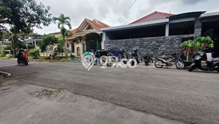 Rumah Minimalis 5 Kamar LT 372m2 di Arjosari Rumah Minimalis 5 Kamar LT 372m2 di Arjosari
