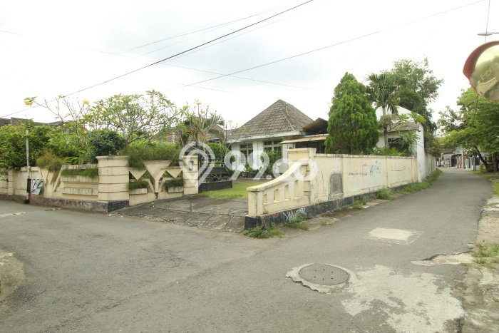 Hunian Eksklusif Dijual LT 1137m2 di Mergangsan, Yogyakarta Hunian Eksklusif Dijual LT 1137m2 di Mergangsan, Yogyakarta
