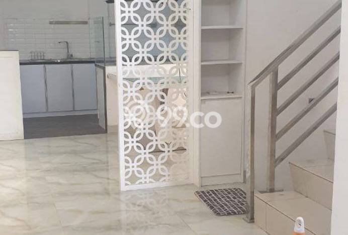 Dijual Rumah Mewah Elegan Dengan View Eksklusif di Green Lake City, Jakarta Barat Dijual Rumah Mewah Elegan Dengan View Eksklusif di Green Lake City, Jakarta Barat