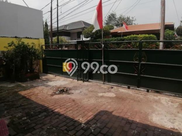 Rumah LT 242m² di Palmerah, Jakarta Barat - Lokasi Strategis Rumah LT 242m² di Palmerah, Jakarta Barat - Lokasi Strategis