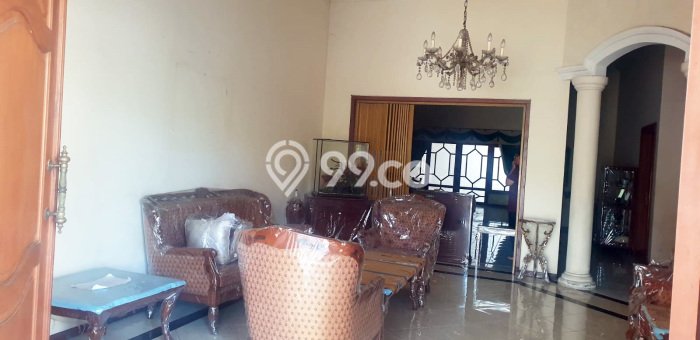 Rumah Strategis area Sukolilo, Surabaya, LT 525m2m² LB 400m2m² - BISA KPR! Rumah Strategis area Sukolilo, Surabaya, LT 525m2m² LB 400m2m² - BISA KPR!