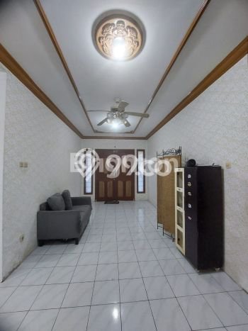 DISEWAKAN RUMAH TINGGAL 2 1/2 LANTAI, SIAP HUNI, COCOK UNTUK MESS / KANTOR TAMANSARI BUKIT MUTIARA BALIKPAPAN / WIKA DISEWAKAN RUMAH TINGGAL 2 1/2 LANTAI, SIAP HUNI, COCOK UNTUK MESS / KANTOR TAMANSARI BUKIT MUTIARA BALIKPAPAN / WIKA
