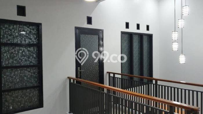 Rumah Luxury Modern Siap Huni di Setiabudi Bandung Rumah Luxury Modern Siap Huni di Setiabudi Bandung