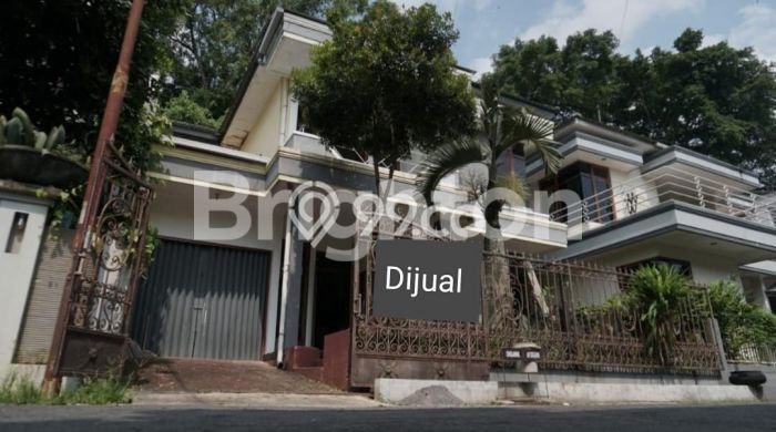 Rumah Modern Minimalis 4 Kamar Bisa Langsung Pindah di Magelang Selatan Rumah Modern Minimalis 4 Kamar Bisa Langsung Pindah di Magelang Selatan
