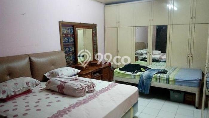 Jual Rumah Luas Elegan Dengan View Eksklusif di Rawamangun, Jakarta Timur Jual Rumah Luas Elegan Dengan View Eksklusif di Rawamangun, Jakarta Timur