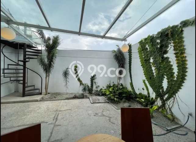 Hunian Mewah LB 700m2 Siap Pakai Desain Elegan di Kota Baru Parahyangan, Bandung Hunian Mewah LB 700m2 Siap Pakai Desain Elegan di Kota Baru Parahyangan, Bandung