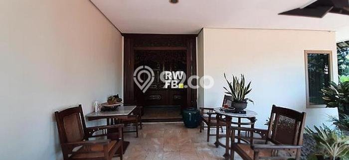 Rumah Elit Modern Tanpa Renovasi di Cipete Jakarta Selatan Rumah Elit Modern Tanpa Renovasi di Cipete Jakarta Selatan