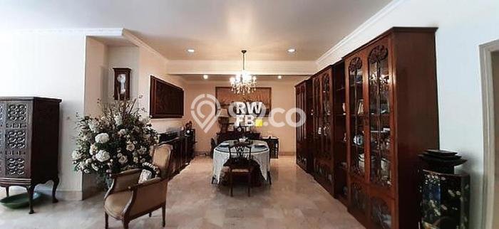 Rumah Elit Modern Tanpa Renovasi di Cipete Jakarta Selatan Rumah Elit Modern Tanpa Renovasi di Cipete Jakarta Selatan