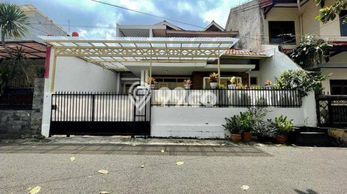 Rumah LT 141m² Harga Menarik di Tebet, Jakarta Selatan Rumah LT 141m² Harga Menarik di Tebet, Jakarta Selatan
