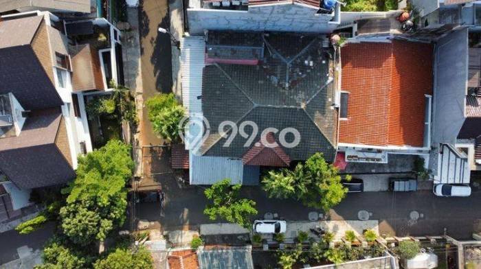 Hunian Impian dengan Luas Tanah 315m² di Lingkungan Asri Tebet, Jakarta Selatan Hunian Impian dengan Luas Tanah 315m² di Lingkungan Asri Tebet, Jakarta Selatan