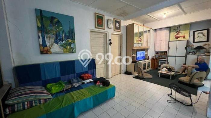 Siap Huni Rumah Mewah 3 Kamar di Pancoran Dekat ke Mana Pun Siap Huni Rumah Mewah 3 Kamar di Pancoran Dekat ke Mana Pun