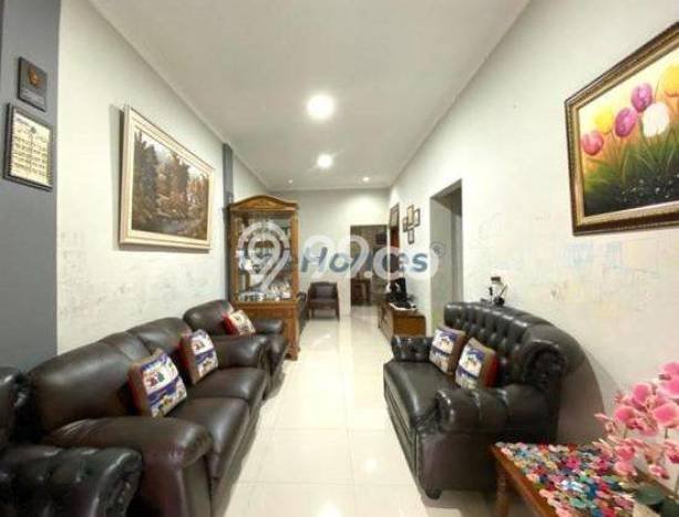 Rumah Mewah Dijual LT 140m2 di Tebet, Jakarta Selatan Rumah Mewah Dijual LT 140m2 di Tebet, Jakarta Selatan