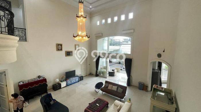 Dijual Rumah Premium dengan Fasilitas Sekitar Lengkap di Tebet, Jakarta Selatan Dijual Rumah Premium dengan Fasilitas Sekitar Lengkap di Tebet, Jakarta Selatan