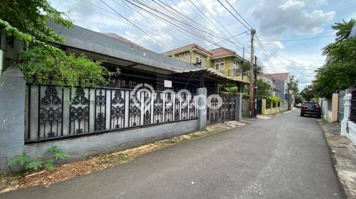 Rumah 3 Kamar Tidur Lokasi Premium di Kawasan Elite Tebet, Jakarta Selatan Rumah 3 Kamar Tidur Lokasi Premium di Kawasan Elite Tebet, Jakarta Selatan