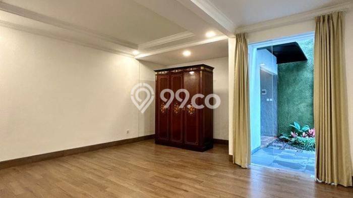 KESEMPATAN EMAS! Rumah di Tebet, Jakarta Selatan, LT 315m² Bangunan 380m² KESEMPATAN EMAS! Rumah di Tebet, Jakarta Selatan, LT 315m² Bangunan 380m²