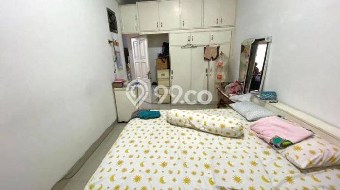 Rumah Kawasan Tebet, LT 150m², Bangunan 180m² Rumah Kawasan Tebet, LT 150m², Bangunan 180m²