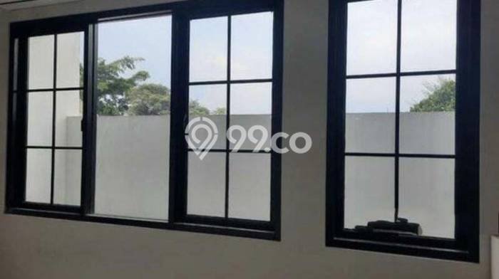 BEST PRICE! Rumah Premium area Tebet, LT 87m² Bangunan 150m² BEST PRICE! Rumah Premium area Tebet, LT 87m² Bangunan 150m²