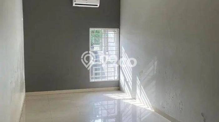 Dijual Rumah Mewah Elegan Dengan View Cantik di Taman Kopo Indah, Bandung Dijual Rumah Mewah Elegan Dengan View Cantik di Taman Kopo Indah, Bandung