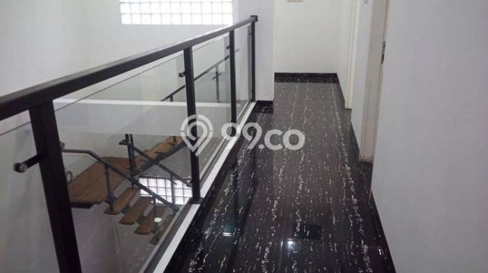 Dijual Hunian Mewah dengan Fasilitas Sekitar Komplit di Bojongloa Kidul, Bandung Dijual Hunian Mewah dengan Fasilitas Sekitar Komplit di Bojongloa Kidul, Bandung