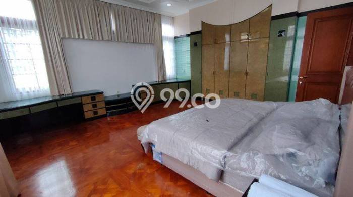 Hunian Mewah LB 1200m2 Siap Huni Desain Elegan di Setiabudi, Bandung Hunian Mewah LB 1200m2 Siap Huni Desain Elegan di Setiabudi, Bandung