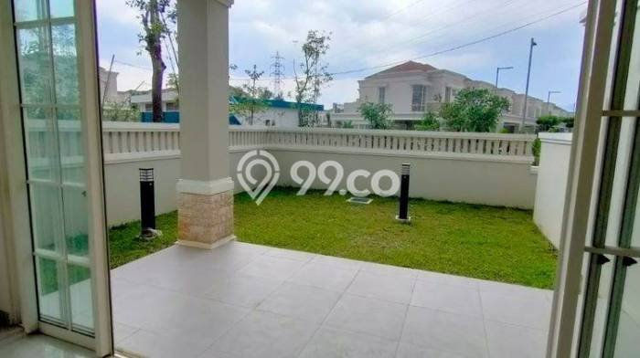 Rumah Luxury Modern Tanpa Renovasi di Buah Batu Bandung Rumah Luxury Modern Tanpa Renovasi di Buah Batu Bandung