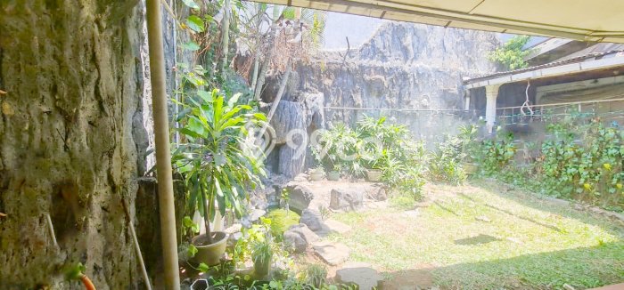 Hunian Mewah Siap Huni LT 481m2 di Mampang Prapatan, Jakarta Selatan Hunian Mewah Siap Huni LT 481m2 di Mampang Prapatan, Jakarta Selatan