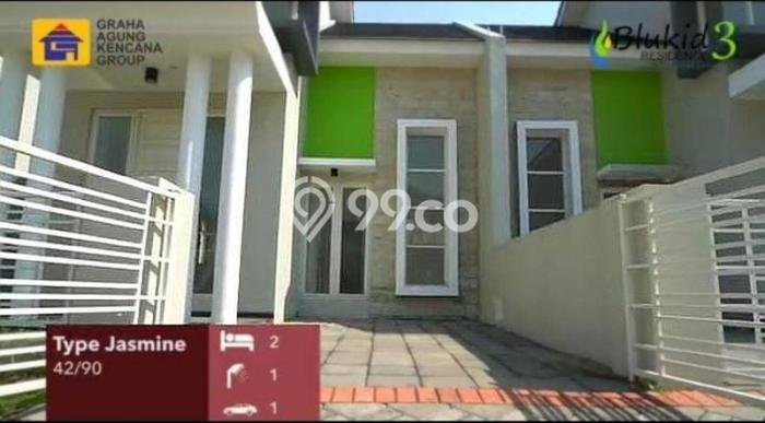 For Sale Rumah 2 Kamar Lokasi Ideal Nyaman dan Strategis di Sidoarjo For Sale Rumah 2 Kamar Lokasi Ideal Nyaman dan Strategis di Sidoarjo