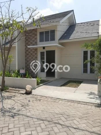 KESEMPATAN TERBAIK! Rumah Asri di Driyorejo, LT 84m2m² LB 42m2m² KESEMPATAN TERBAIK! Rumah Asri di Driyorejo, LT 84m2m² LB 42m2m²