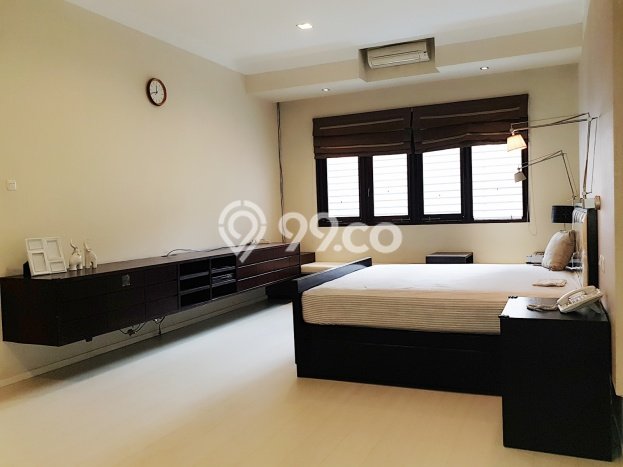 Rumah Eksklusif Siap Huni LT 470m2 di Menteng, Jakarta Pusat Rumah Eksklusif Siap Huni LT 470m2 di Menteng, Jakarta Pusat