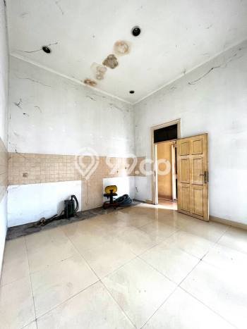 PENAWARAN TERBATAS! Rumah Berkualitas area Senopati, LT 652m² Bangunan 480m² PENAWARAN TERBATAS! Rumah Berkualitas area Senopati, LT 652m² Bangunan 480m²